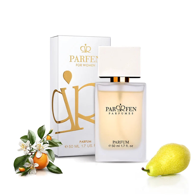 Inspirat de GIRLS CAN DO ANYTHING № 928